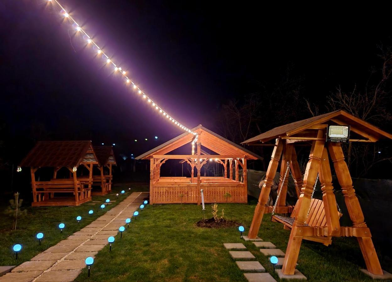 Domeniul Acasa In Vadu Izei Maramu Exterior foto
